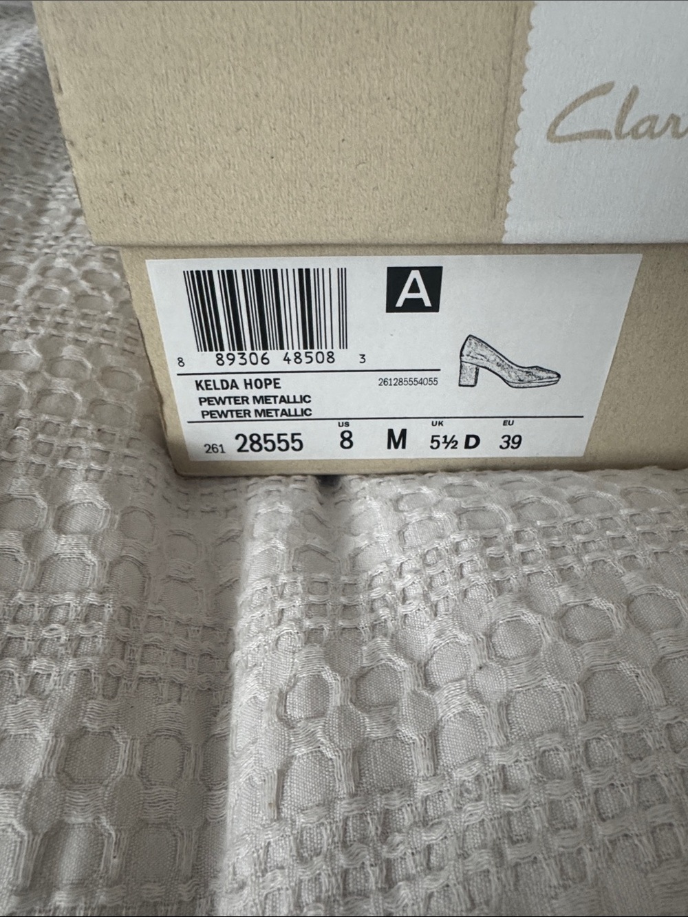 Clarks kelda hope pewter Metallic Block Heel Pump 8 like new - Picture 4 of 6